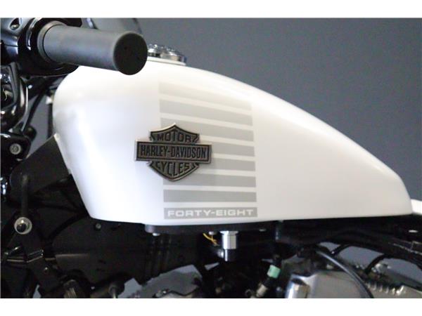 2017 HARLEY-DAVIDSON SPORTSTER XL1200X FORTY-EIGHT