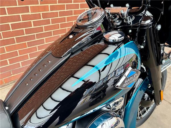 2026 HARLEY-DAVIDSON SOFTAIL FLHC HERITAGE CLASSIC