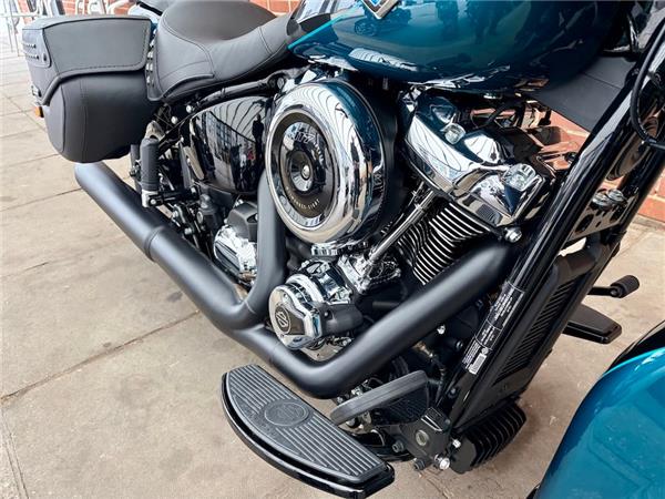 2026 HARLEY-DAVIDSON SOFTAIL FLHC HERITAGE CLASSIC