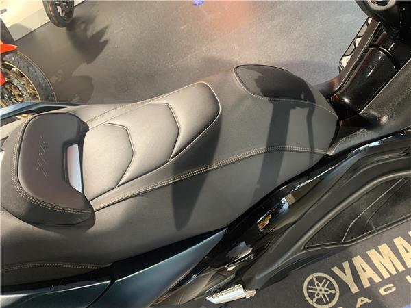 2022 Yamaha X-Max 125 Tech Max, new rear tyre & just serviced by us