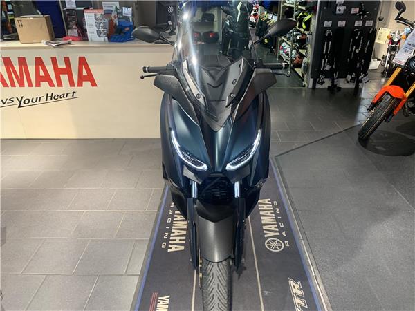 2022 Yamaha X-Max 125 Tech Max, new rear tyre & just serviced by us