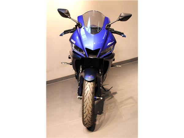 YAMAHA R3