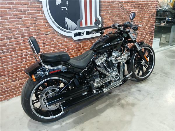 2022 HARLEY-DAVIDSON BREAKOUT