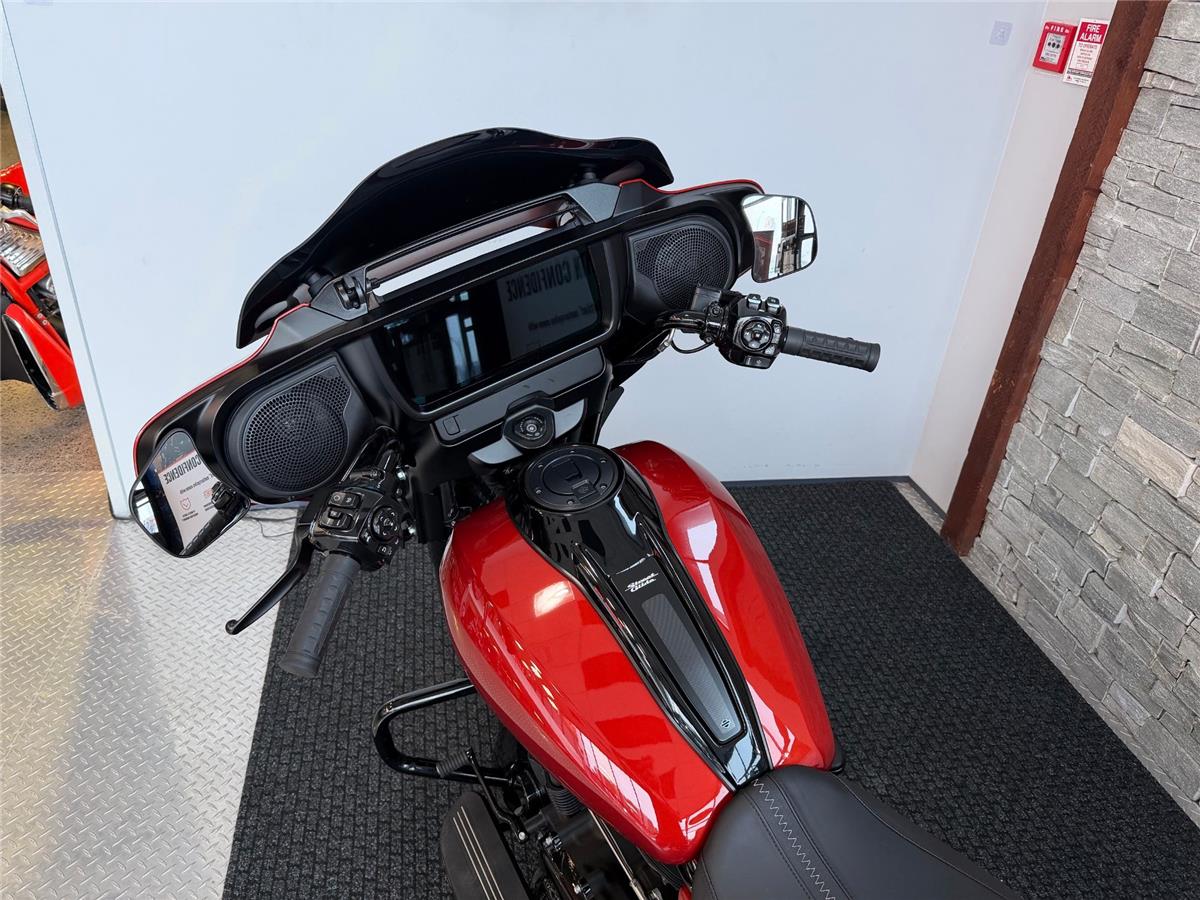 2024 Street Glide