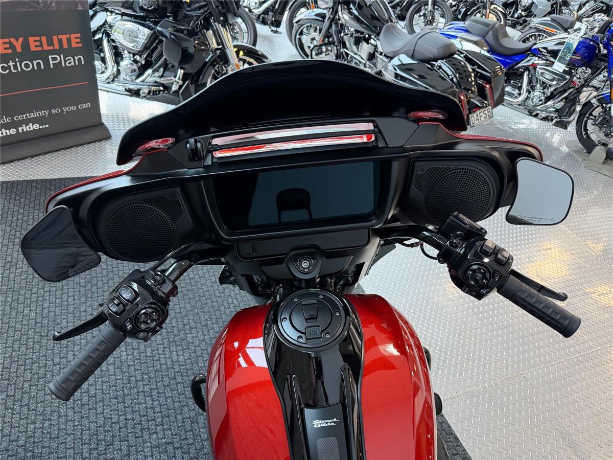 2024 Street Glide