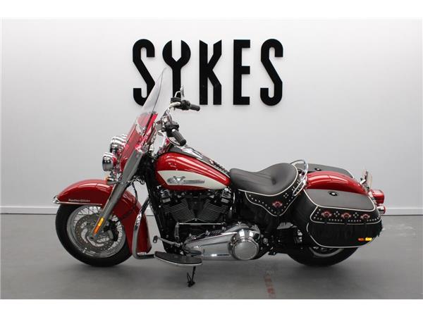 2024 Harley-Davidson Hydra-Glide Revival