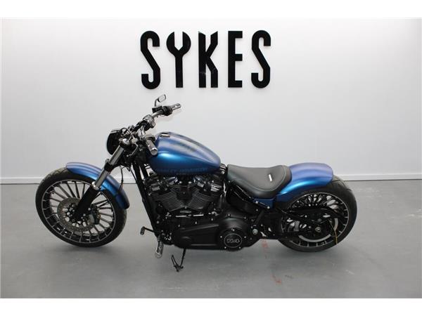 2018 Harley-Davidson Breakout 114