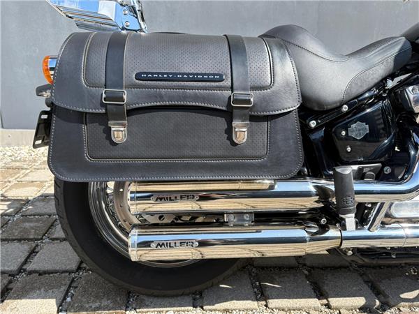FXST Softail Standard mit Miller Auspuff uvm.