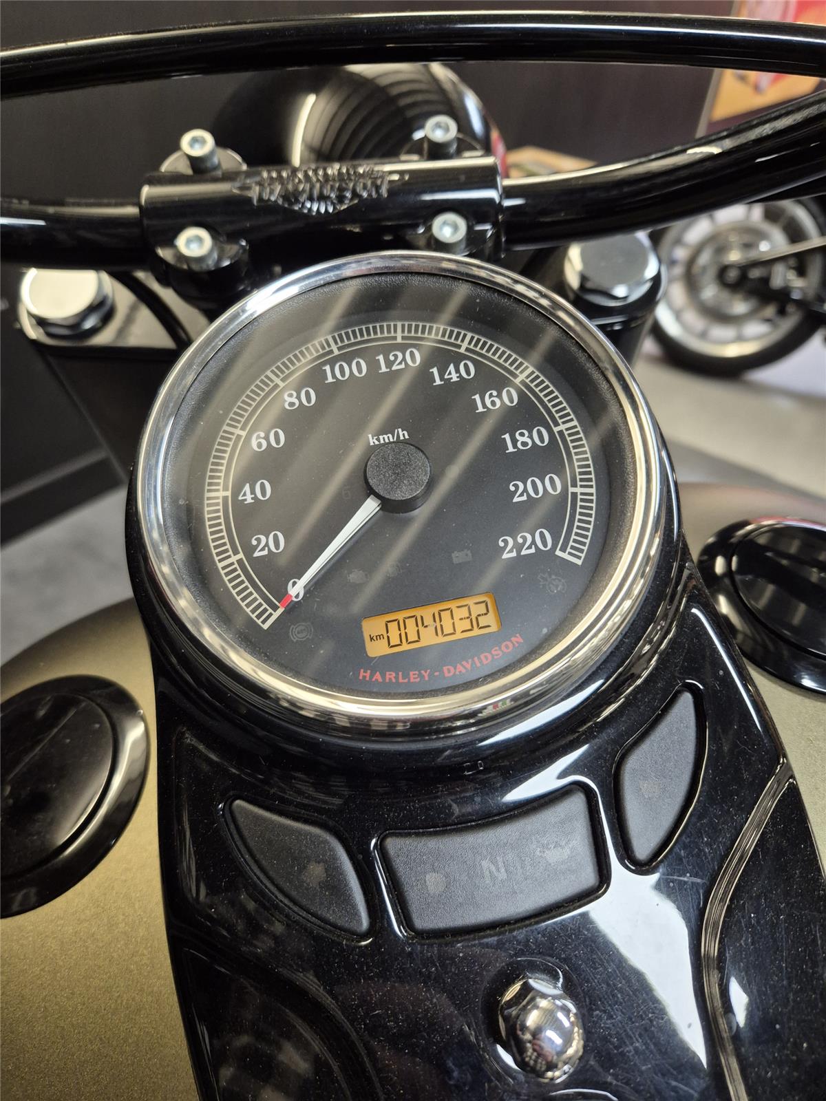2016 HARLEY-DAVIDSON SLIM