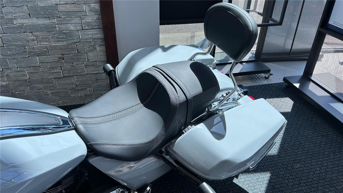 2024 Street Glide