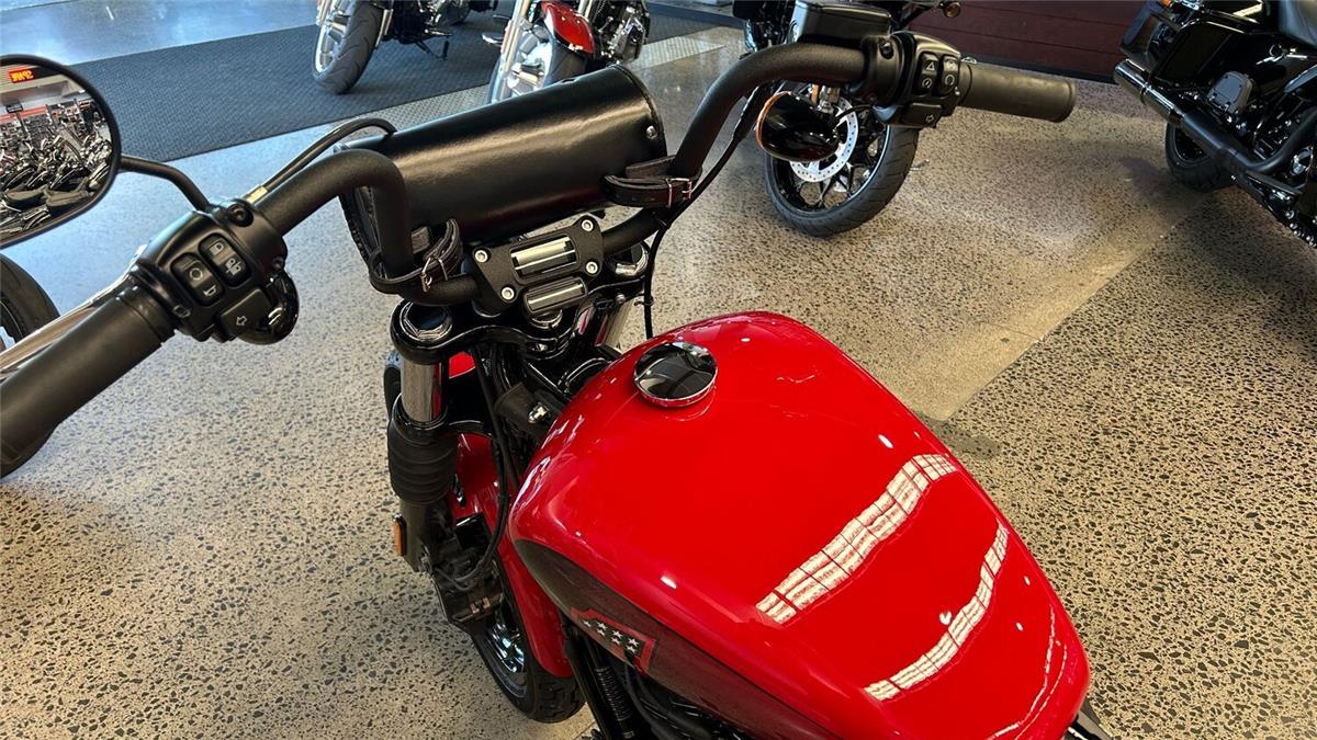 2023 Street Bob 114