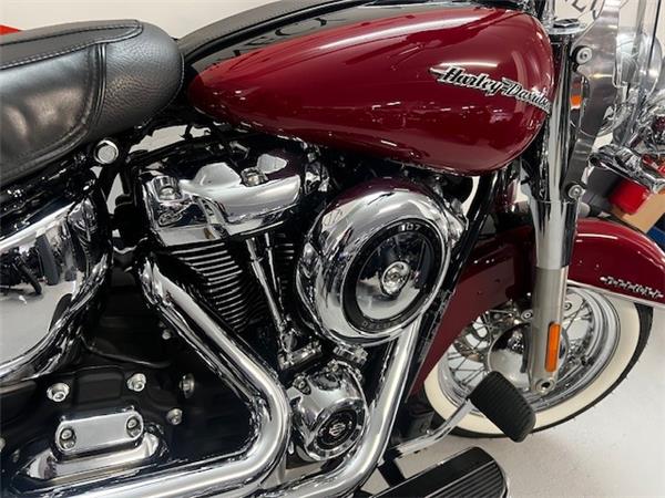 2021 HARLEY-DAVIDSON DELUXE