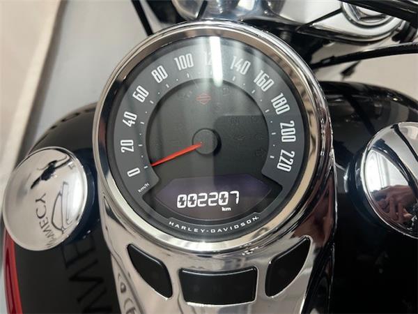 2021 HARLEY-DAVIDSON DELUXE