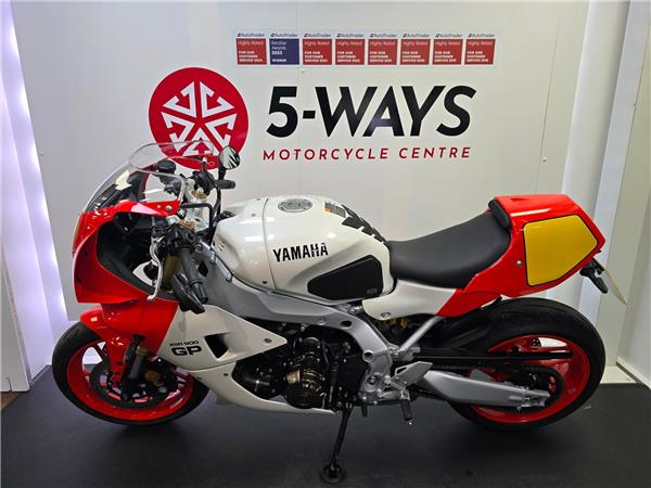 2024 YAMAHA XSR900 GP