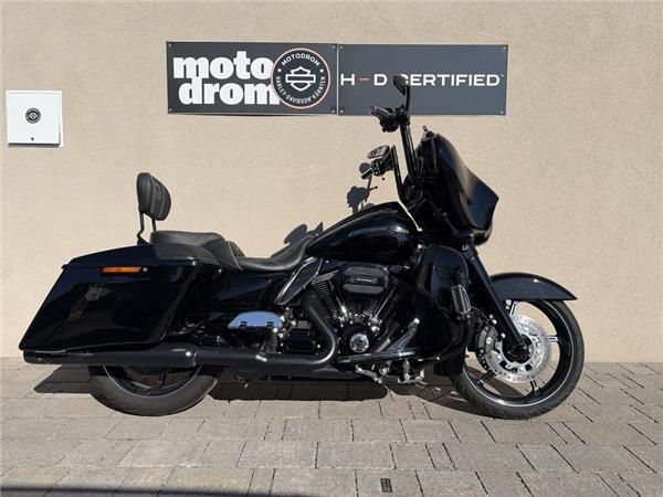 2016 Harley-Davidson CVO Street Glide FLHXSE