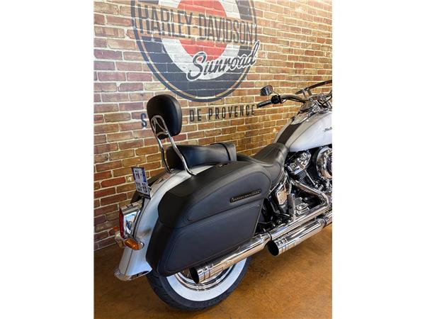 2020 HARLEY-DAVIDSON DELUXE