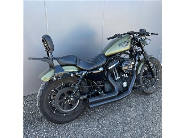 2017 Iron 883