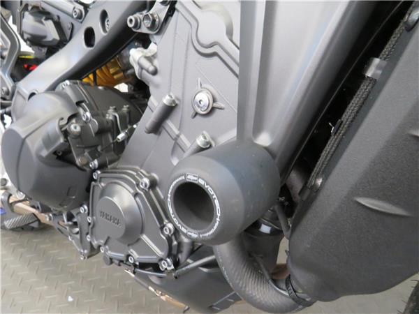 YAMAHA MT-09  SP