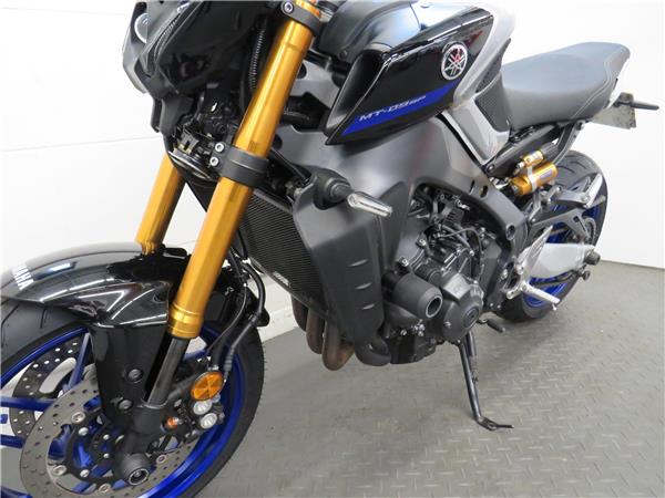 YAMAHA MT-09  SP