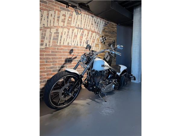 2014 harley-davidson FXSB Breakout 103 ABS (35KW possible)