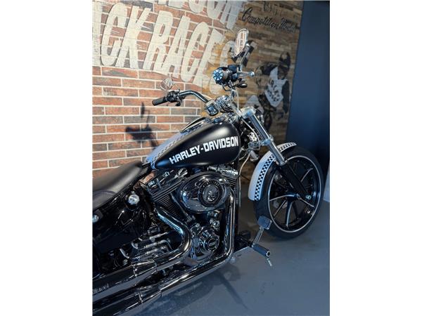 2014 harley-davidson FXSB Breakout 103 ABS (35KW possible)