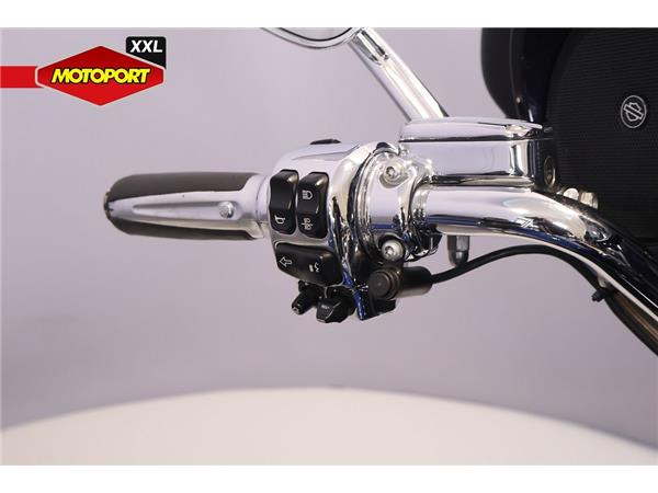 2014 Harley-Davidson ELECTRA GLIDE ULTRA CVO