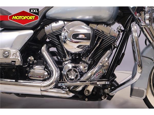 2014 Harley-Davidson ROAD KING CLASSIC