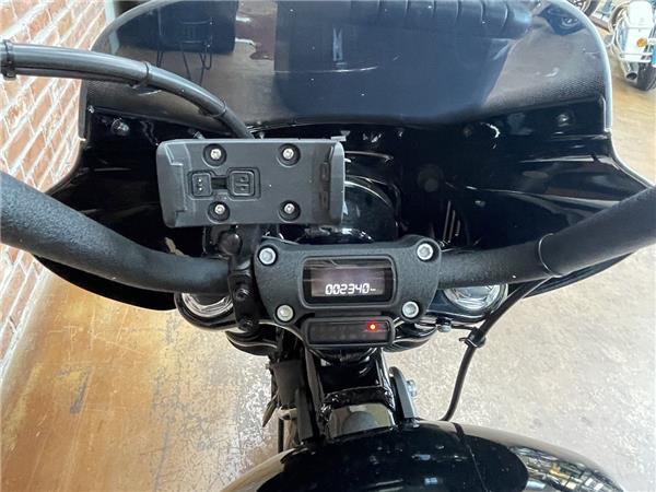 Street Bob 114 