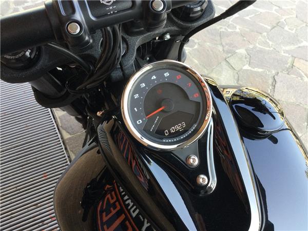 Harley-Davidson Softail-Cruiser Fat Bob 114