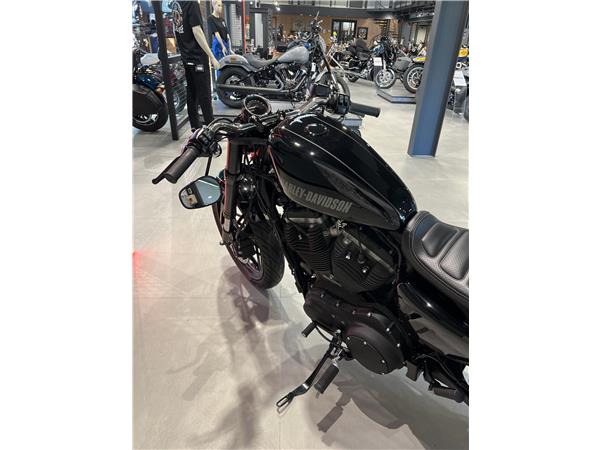 2017 HARLEY-DAVIDSON ROADSTER