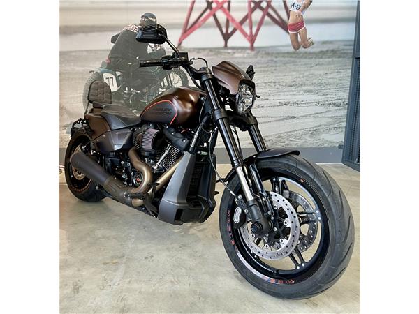 2018 HARLEY-DAVIDSON FXDR