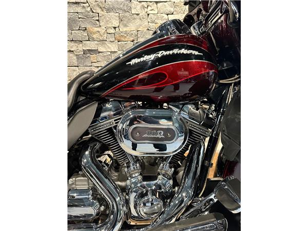 2013 harley-davidson FLHTCUSE8 Electra Glide Ultra Classic CVO ABS