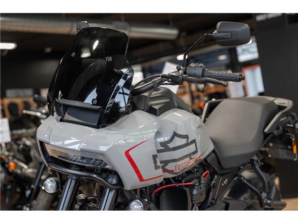 2025 Pan America 1250 ST