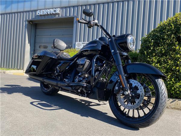 2019 HARLEY-DAVIDSON ROAD KING