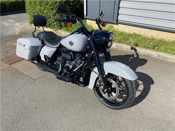 2024 HARLEY-DAVIDSON ROAD KING