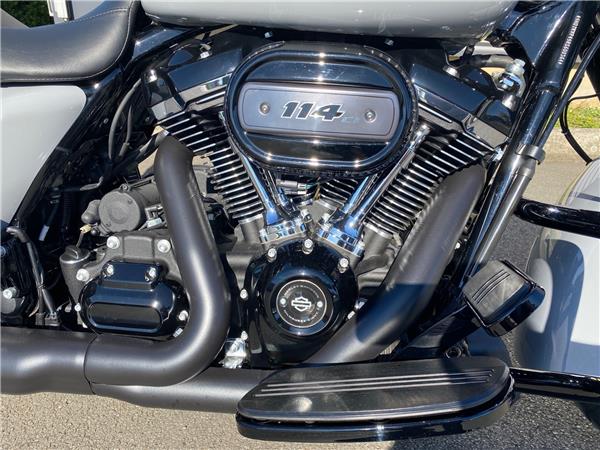 2024 HARLEY-DAVIDSON ROAD KING