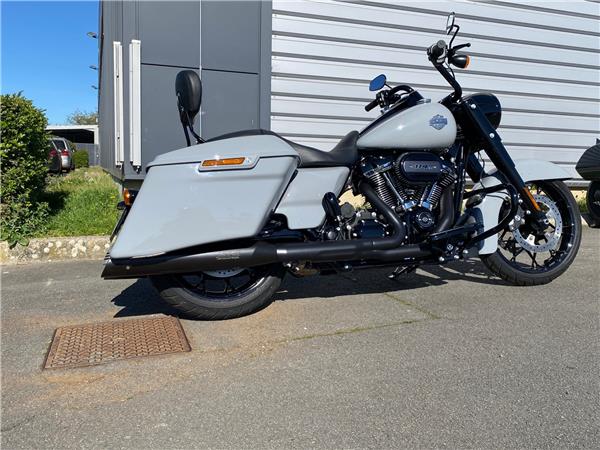 2024 HARLEY-DAVIDSON ROAD KING