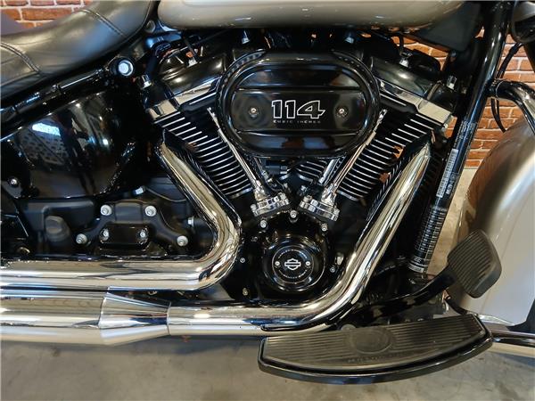 2017 HARLEY-DAVIDSON HERITAGE