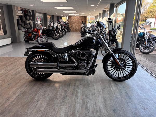 2025 HARLEY-DAVIDSON BREAKOUT 117 