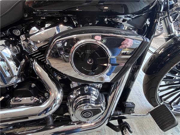 2025 HARLEY-DAVIDSON BREAKOUT 117 