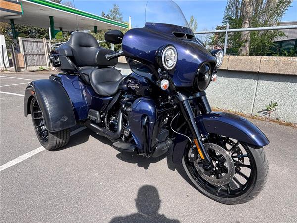 2025 HARLEY-DAVIDSON TRI GLIDE ULTRA 