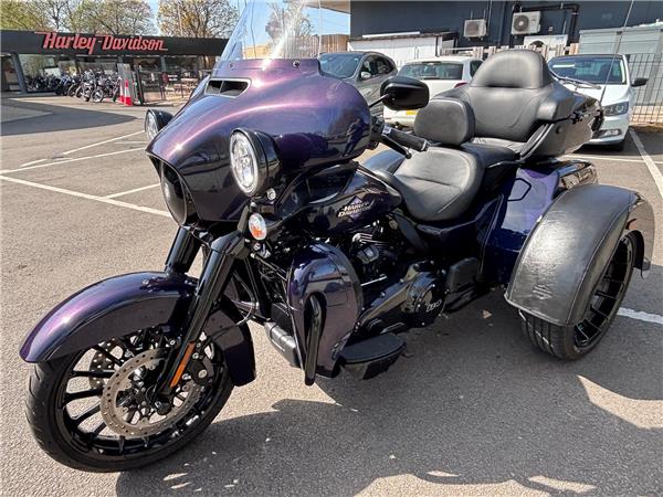 2025 HARLEY-DAVIDSON TRI GLIDE ULTRA 