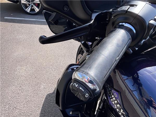 2025 HARLEY-DAVIDSON TRI GLIDE ULTRA 