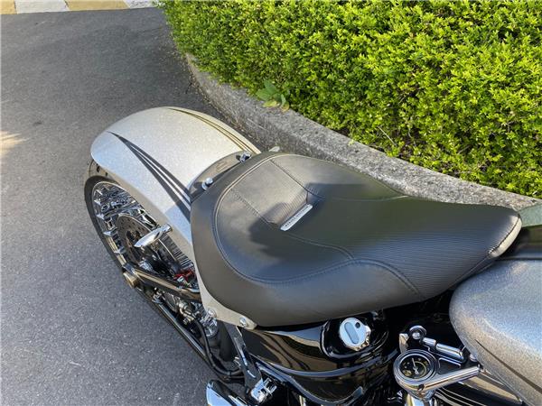 2014 HARLEY-DAVIDSON BREAKOUT