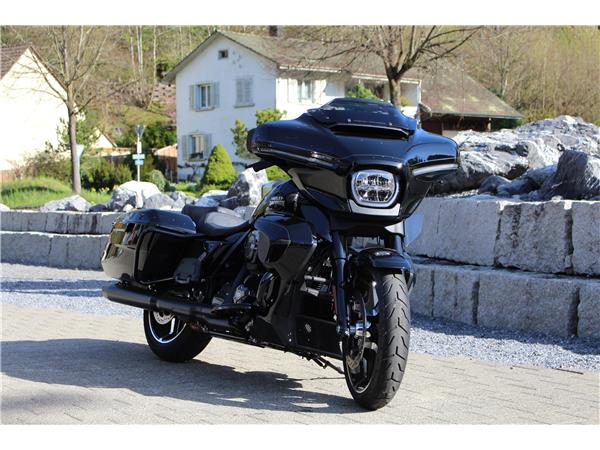 2026 harley-davidson FLHXU Street Glide Ultra 117