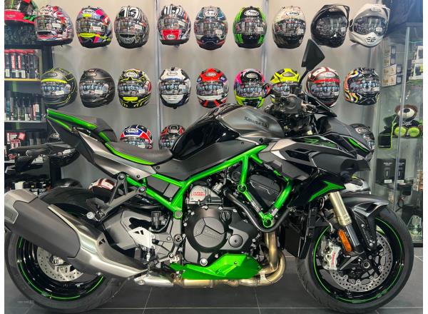 KAWASAKI ZH2 SE SAVE £1978