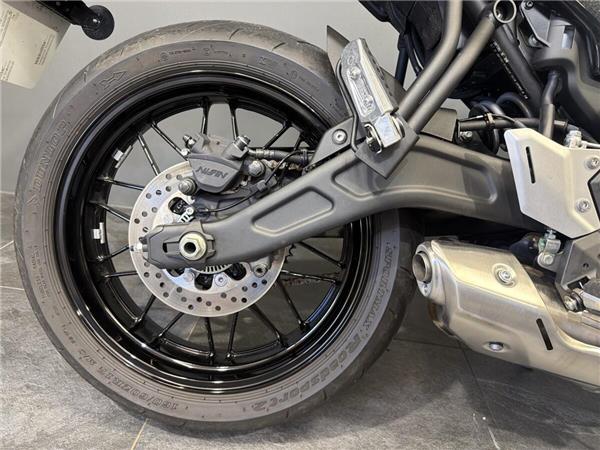 2025 Kawasaki Z650 RS