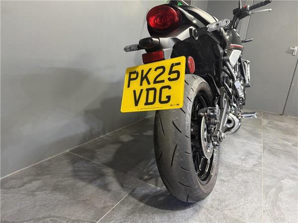 2025 Kawasaki Z650 RS