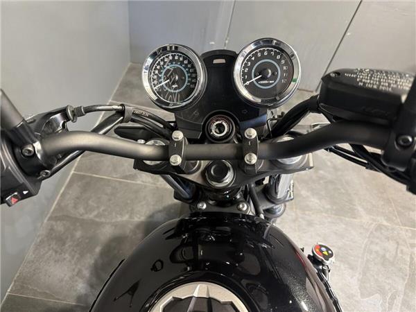 2025 Kawasaki Z650 RS