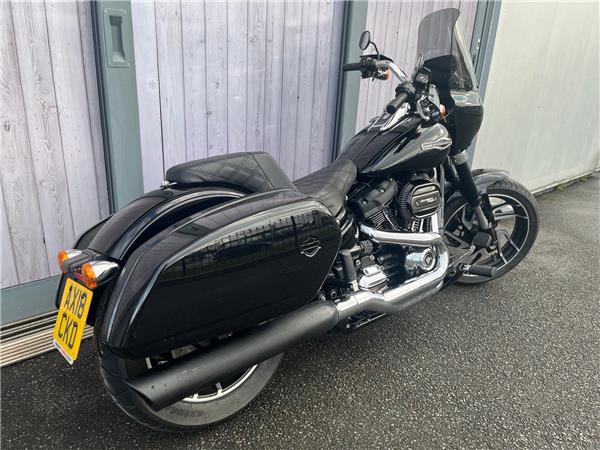 2018 HARLEY-DAVIDSON SOFTAIL FLSB SPORT GILDE